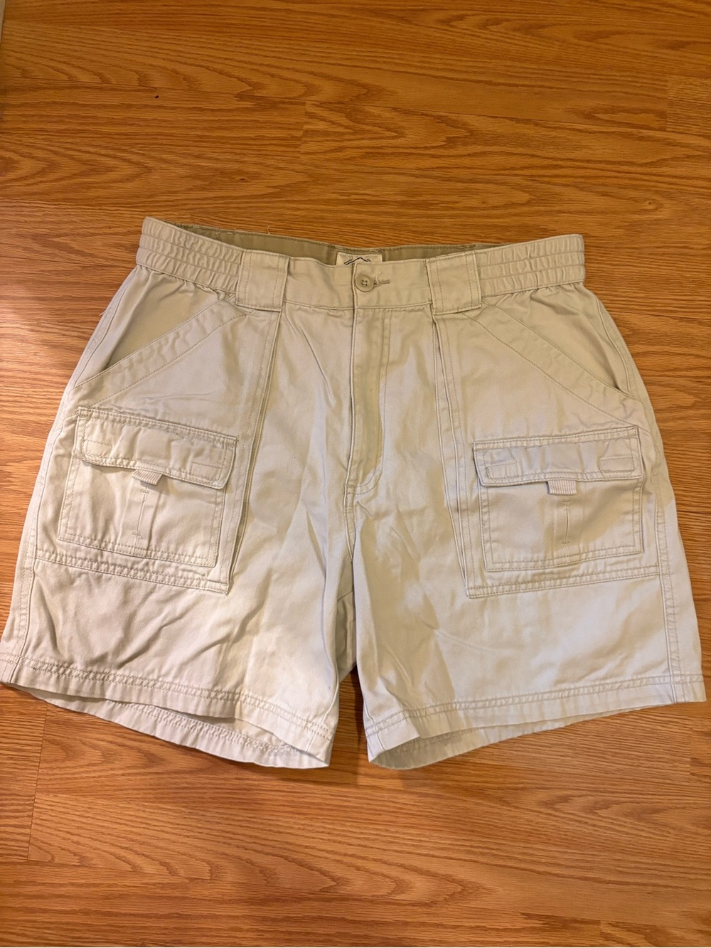St. John's Bay Light Khaki Men's Cargo Shorts